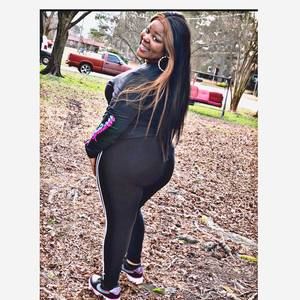 Meet your Posher, Torya